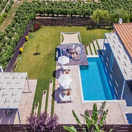 In Zakynthos With Pool & Near Tsilivi Villa