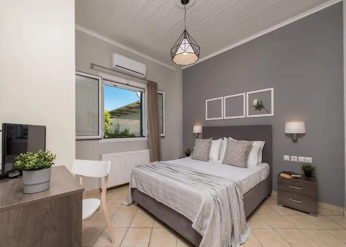 In Zakynthos With Pool & Near Tsilivi * Βανάτο