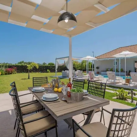 וילה In Zakynthos With Pool & Near Tsilivi Vanato