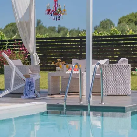 In Zakynthos With Pool & Near Tsilivi