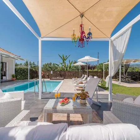 Villa In Zakynthos With Pool & Near Tsilivi *