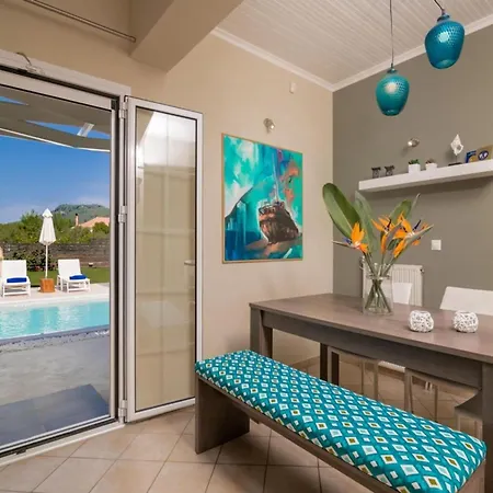 In Zakynthos With Pool & Near Tsilivi Villa *